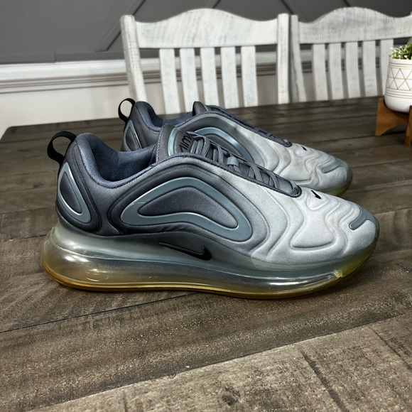 Nike Air Max 720 Gray Sneakers Sz 10.5 - Picture 2 of 5